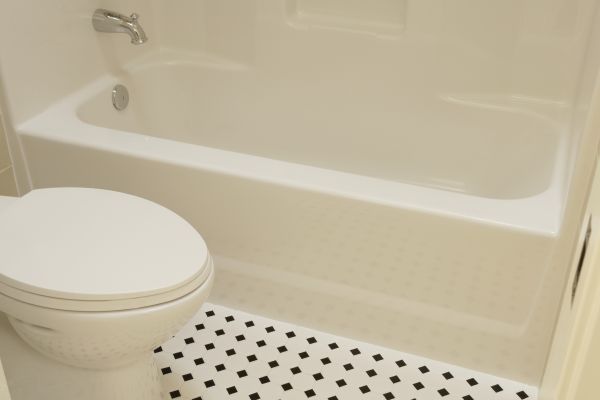 Fiberglass Tub Replacement in Harrodsburg